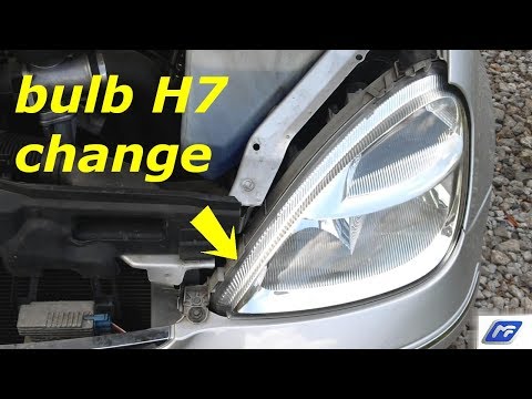 Mercedes-Benz A class W168 - How to bulb H7 Change / Jak Vyměnit potkávací žárovku