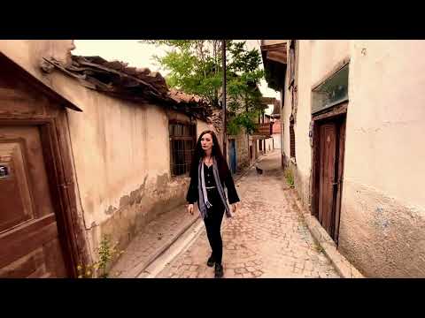 YouTubeでFatma Parlakol - Saklı (Aşka Adanmış Ezgiler - 2022)を視聴