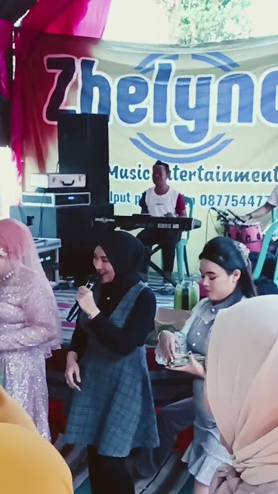 penyanyi cantik berkrudung hitam #electone #hiburan