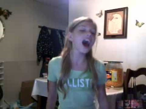 Alyssa singing If I had you by Adam Lambert