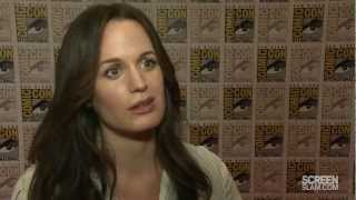 Breaking Dawn Part 2 Elizabeth Reaser Comic-Con 2012 Interview Screenslam