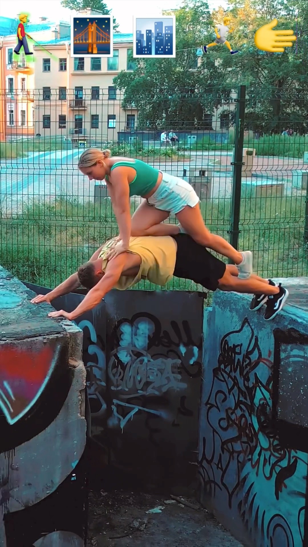 Parkour with Emojis pt.9?? #kiryakolesnikov #prank #funny #stunt #parkour #comedy