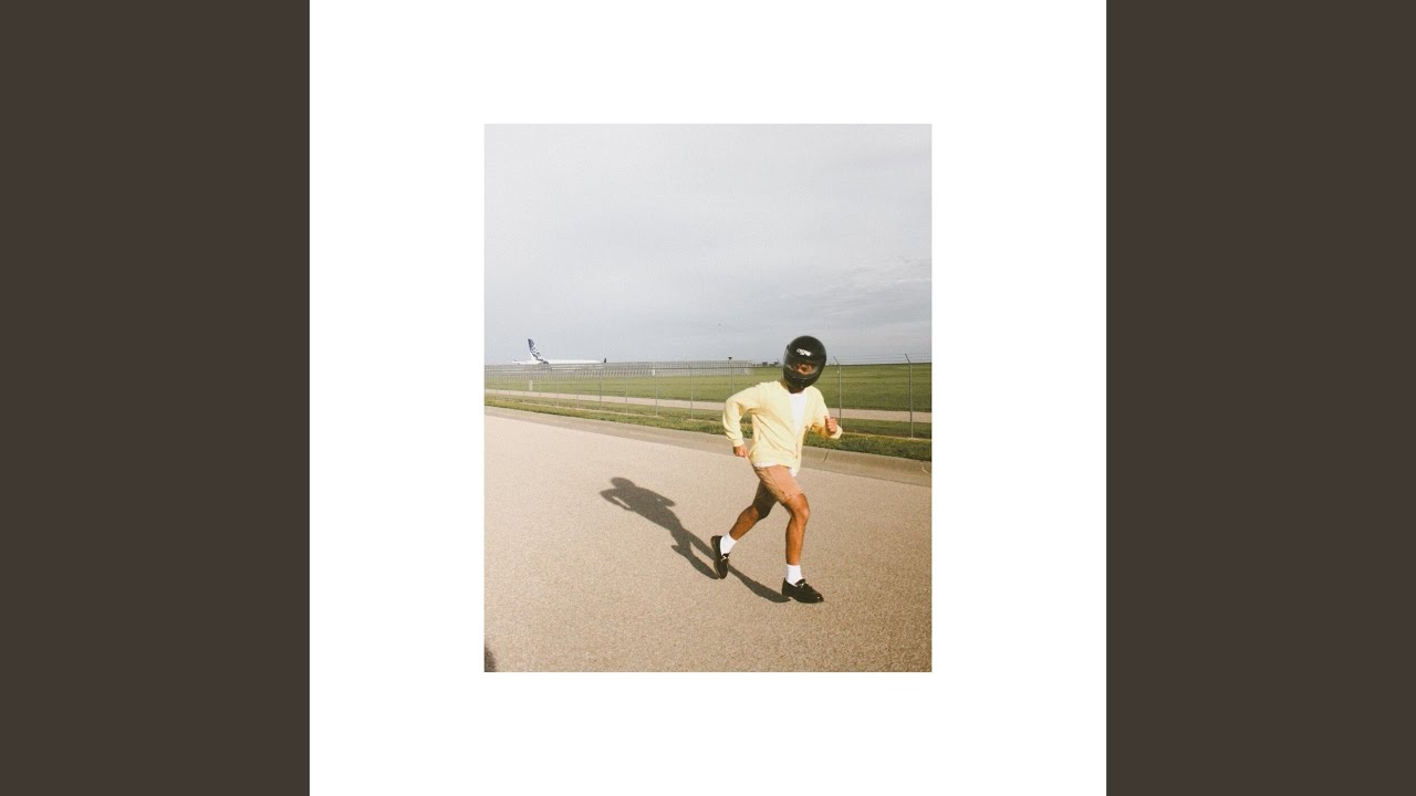 在 YouTube 上觀看「hotel (interlude)」 在 YouTube 上觀看「hotel (interlude)」