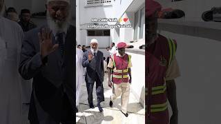 Dr. Zakir Naik Leaving In Kenyas Mosque.