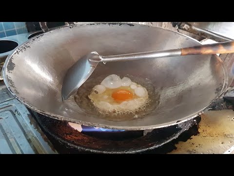 Thai Fried Rice With Pork & Fried Egg - Thai Street Food