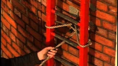 Fred Dibnah laddering a chimney (Part 1)