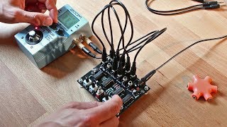 [diy] Lil CMOS Toolbox - First quick drone synth patch