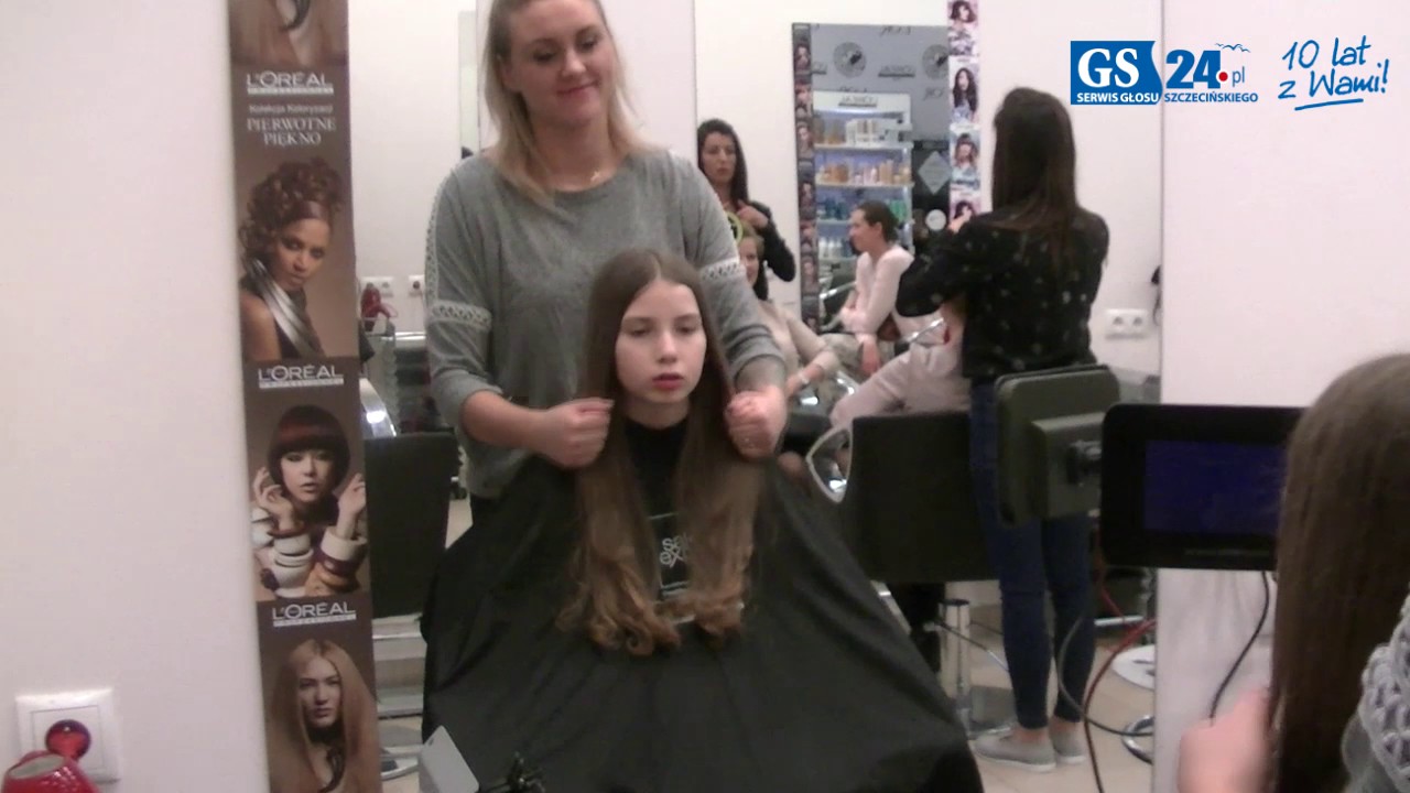 Dziewczynka postanowiła oddać swoje włosy na peruki