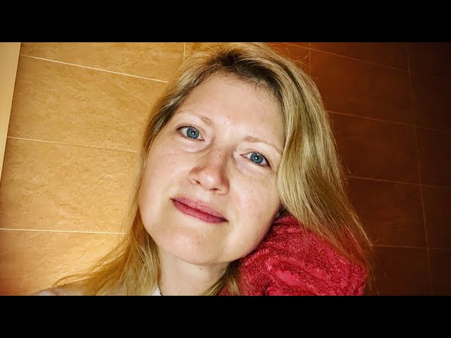 ASMR Your Favorite Aunt Comforts You While You Cry 😢😘🤗