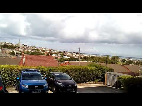 011. Англия // Юг Атлантического океана // Вид с холма на город