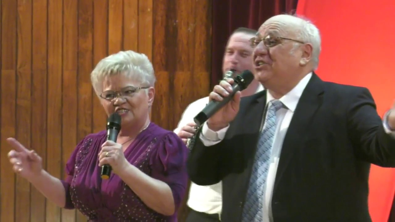 Nacka Slavkova i Risto  Krapovski -  Makedonijo zemjo risjanska