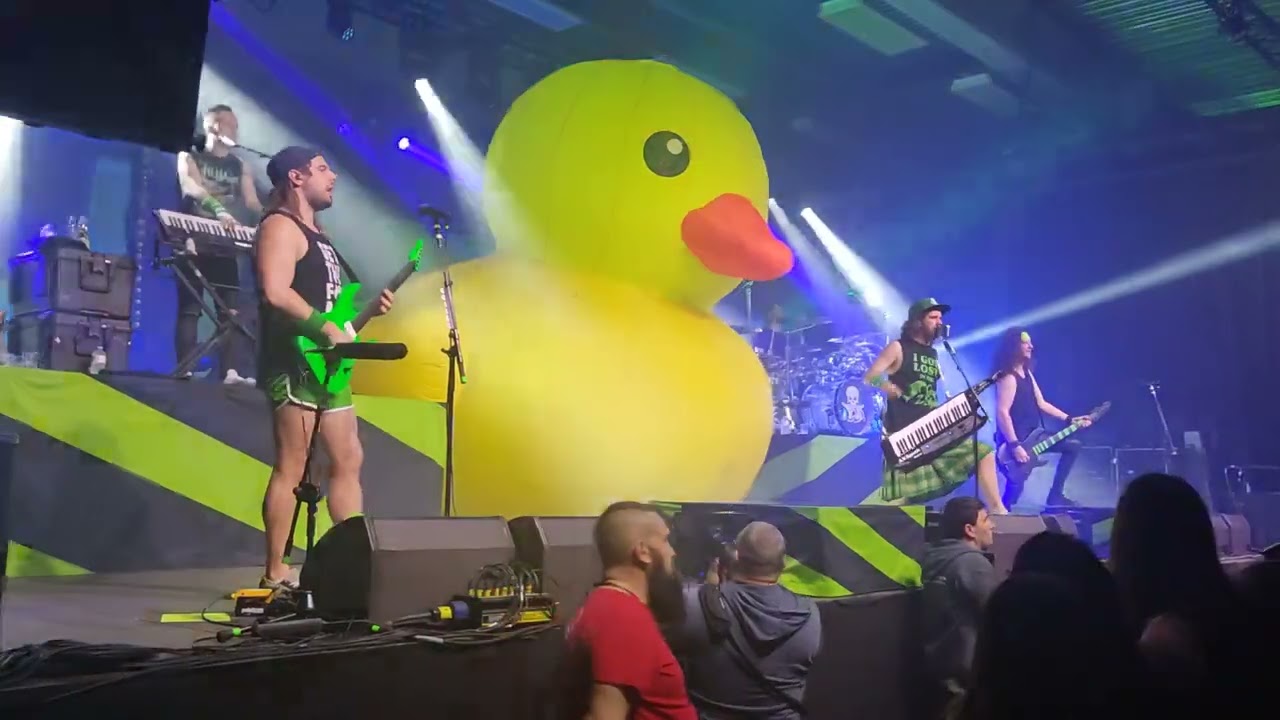 Alestorm - Pirate Metal Drinking Crew - De Mast - TORHOUT 28/01/23