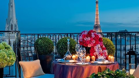 Four Seasons George V, роскошный отель Парижа.