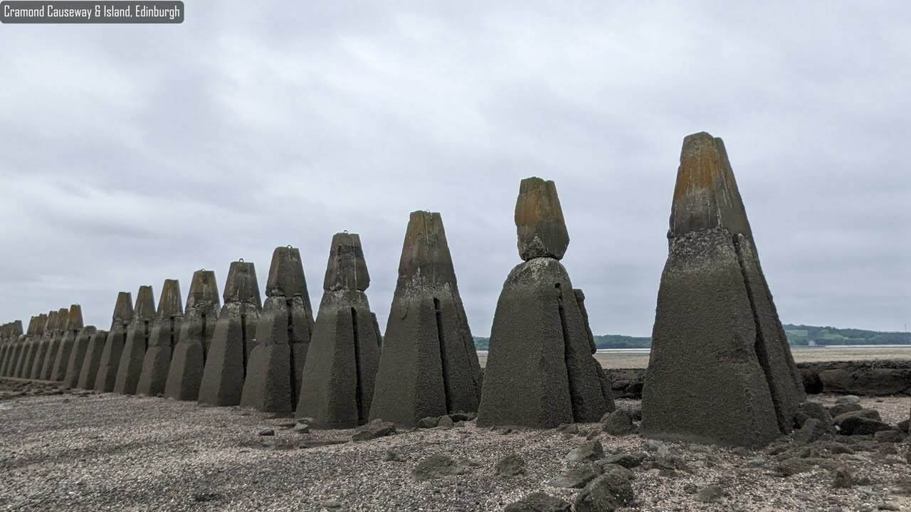 Cramond Island, Causeway, beach and Roman fort