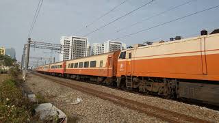 南海電鐵彩繪機車E212號牽引511次