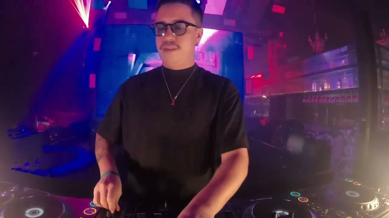 Watch Kame plays NIF – Pump Up The Jam all night @ F38 | House Music 🔥 Barbecue Records on YouTube Watch Kame plays NIF – Pump Up The Jam all night @ F38 | House Music 🔥 Barbecue Records on YouTube
