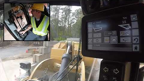 Cat® Payload Scale Operation for Wheel Loaders - Loading w/ Stockpile Tipoff and Bucket Reload (Ch 6