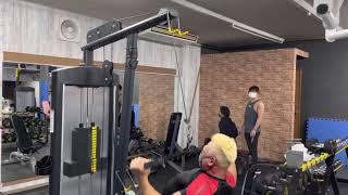 鉄腕舞鶴 筋トレ