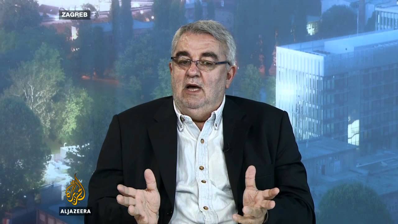 السياق: عبادة الشخصية - قناة الجزيرة البلقان