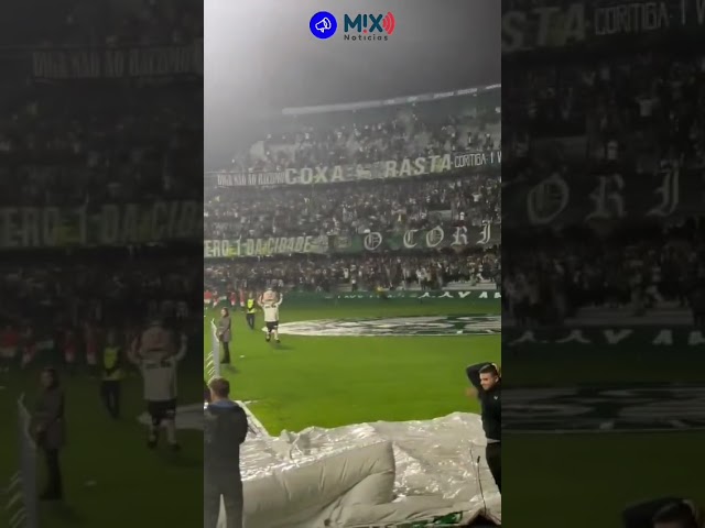 🤯⚽ ¡FESTEJÓ EL GOL Y TERMINÓ DENTRO DE UN TÚNEL!
