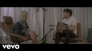 Julia Michaels - What A Time (Acoustic) ft. Niall Horan Resimi