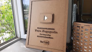 My wooden Youtube button.))
