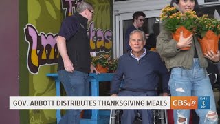 Gov. Abbott distributes Thanksgiving meals