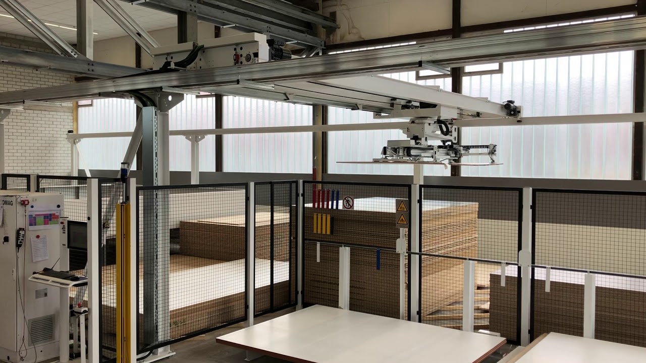 HOMAG Säge-Lager Kombination bei Fa. exligno