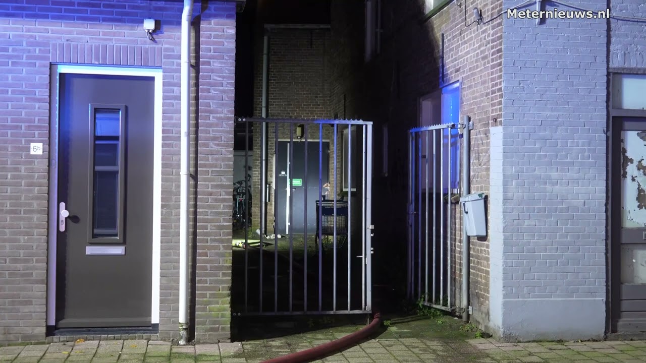 Magazijn boven winkel in de brand in Coevorden