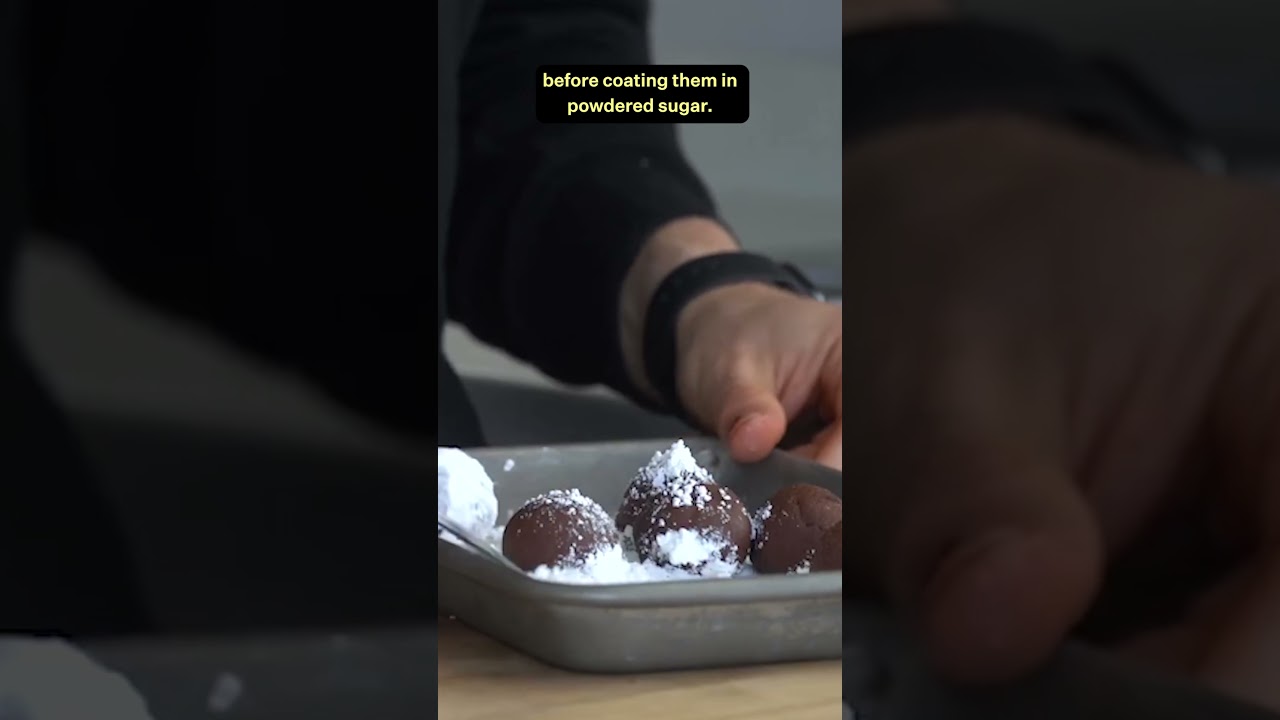 Christmas Crinkle Cookies