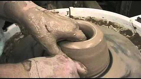 Pottery lesson from Jill Hinkley of Hinkley Pottery