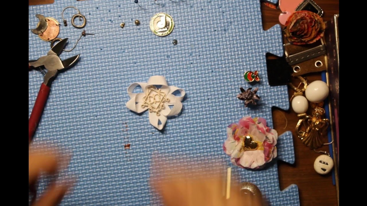 How to Use Broken and Vintage Jewelry in Your Junk Journals