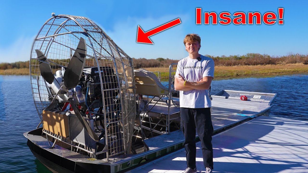 Hunting For Gators On An Airboat! Only In Florida...