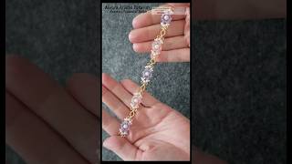 Beautiful bracelet. Crystal, pearl, seed beads jewelry tutorial. #jewelry #bracelet #beaded #short