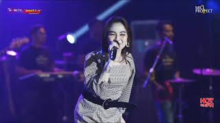 Ditinggal Pas Sayang Sayange VOC: Arlida Putri Cover OM ADELLA Live Streaming