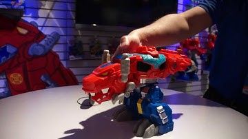 UNICRON.COM: Transformers Rescue Bots Optimus Primal - Demo for at ToyFair 2014