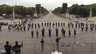 Bastille Day Military Band ✧ Macron et Donald Trump écoutent Daft Punk au 14 juillet