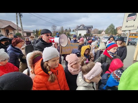 Łapanów. Protest przeciwko likwidacji szkoły muzycznej [28.02.2022]