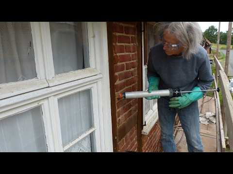 Pointing with a grout gun, repointing with lime mortar