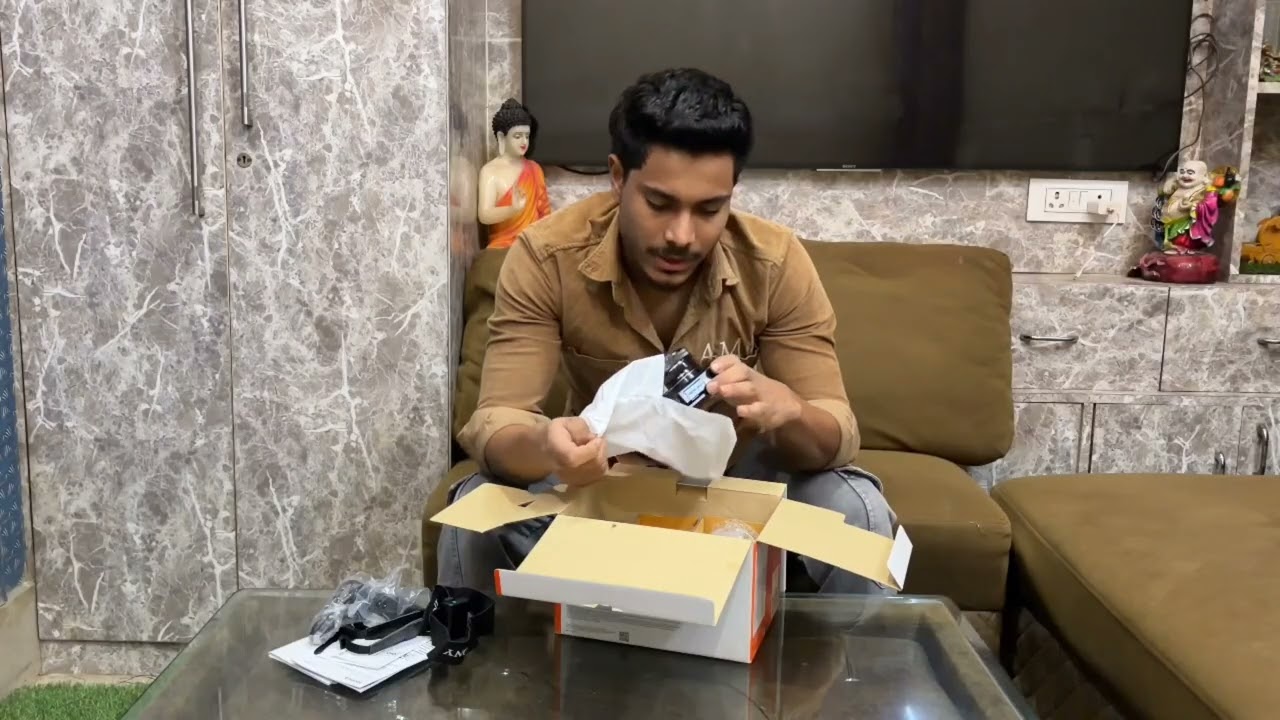 Sony Alpha a6000 Mirrorless Digital Camera Unboxing