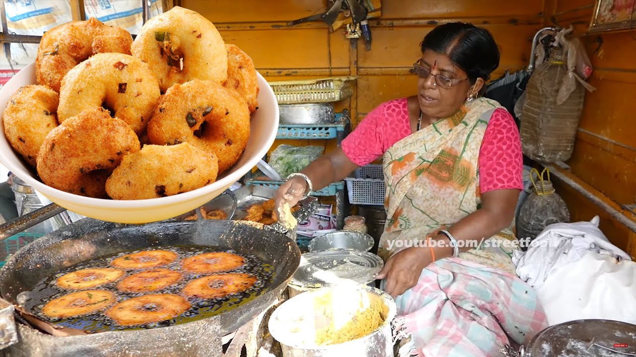Makai Corn Wada | South Indian Famous Corn Wada | Street Food - YouTube