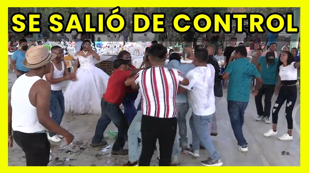 Increíble quiebra de Comales en el Carrizo, Gro en la boda Noel y Ana Patricia |