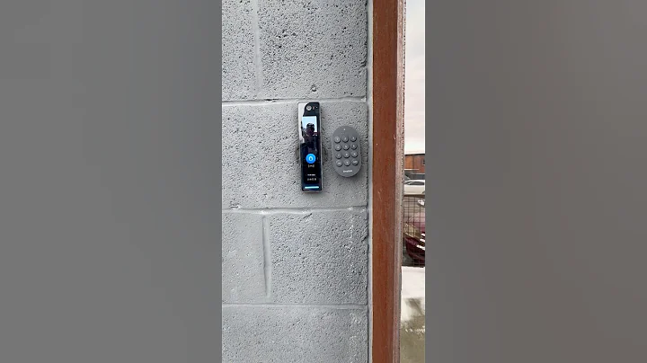 Unlocking the door with the UniFi Access 3.0 #ubiquity #facialrecognition