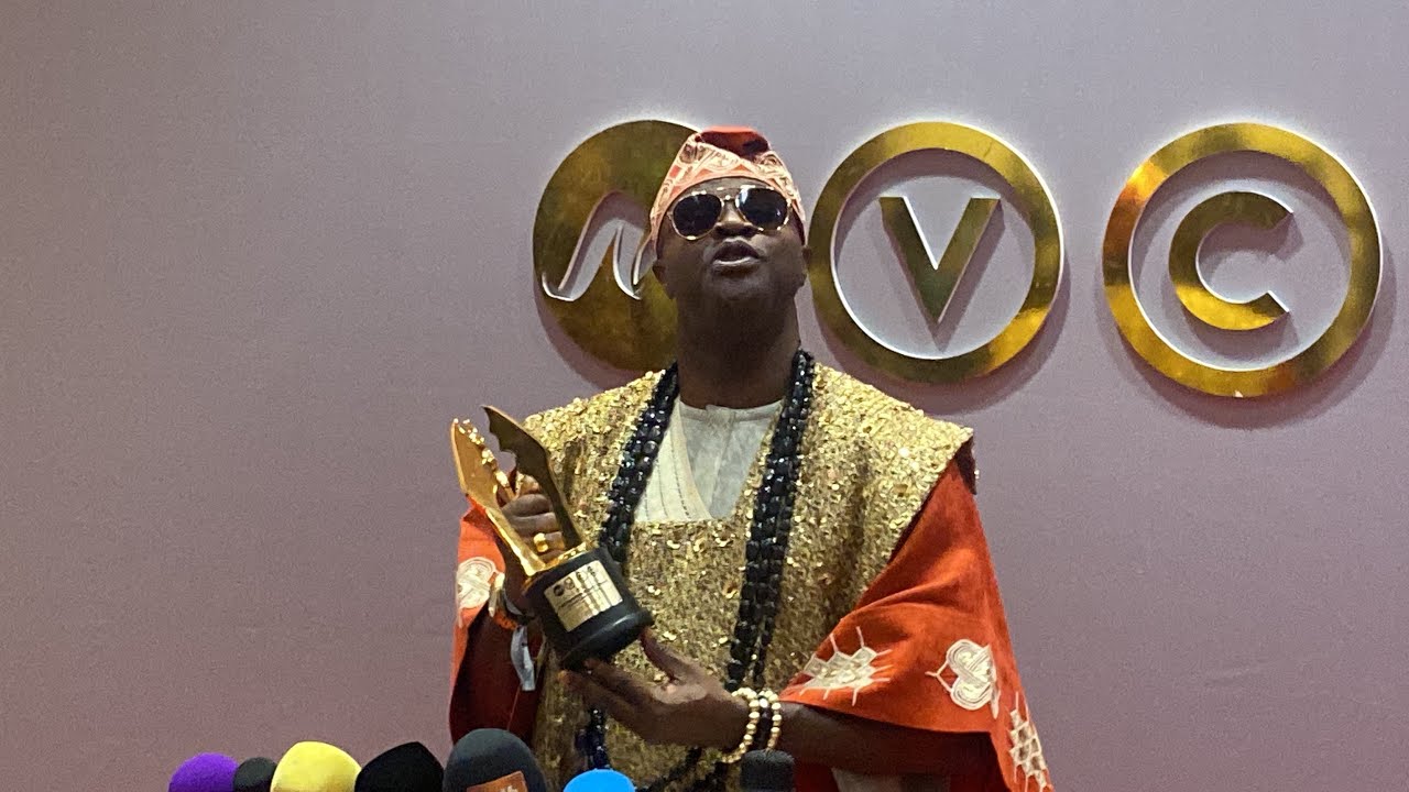 FEMI ADEBAYO WINS BEST LEAD ACTOR AT AMVCA 2025