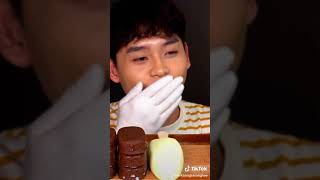 ASMR MUKBANG 🦑#00136 Eat super spicy seafood • EATING EXOTIC SEAFOOD 🦀 #Short