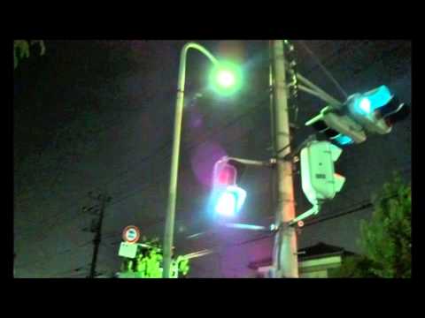 少年B - 交差点に立つ
