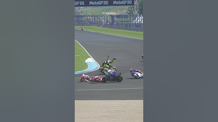 Marquez seruduk rossi😱😱