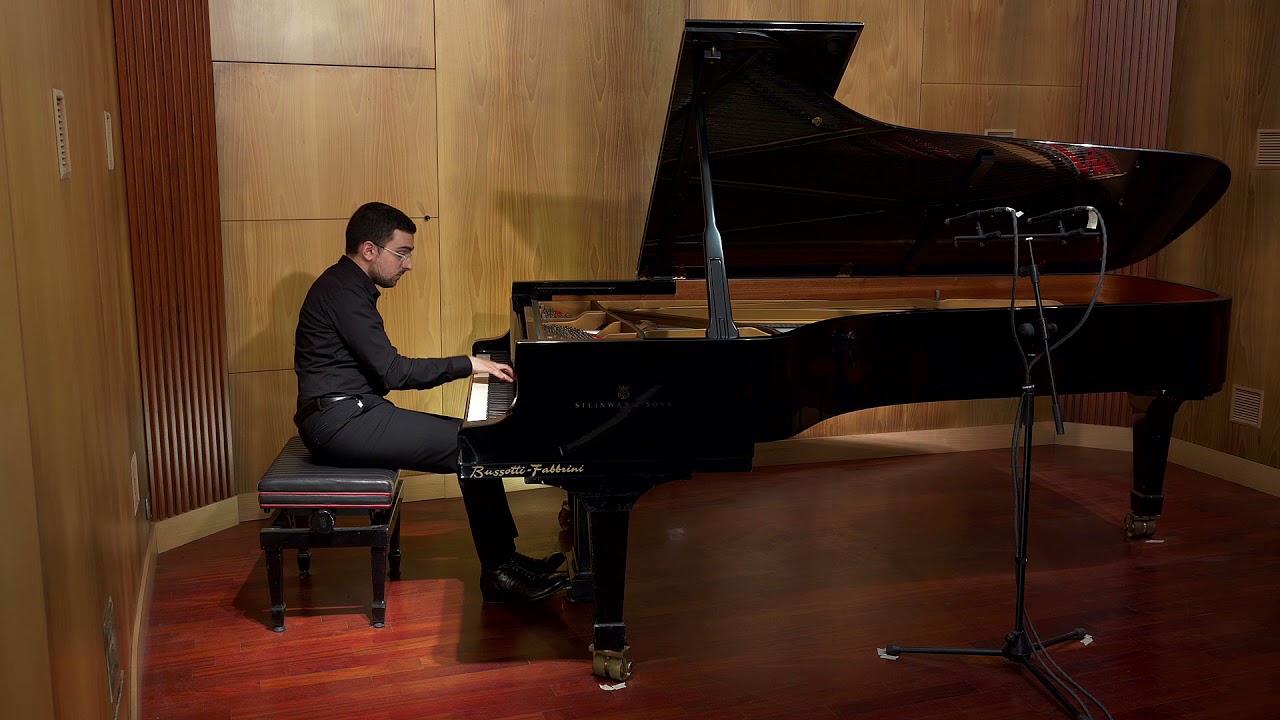 S. Rachmaninov “Étude Tableau Op.39 No.9” - Alberto Ferro, piano