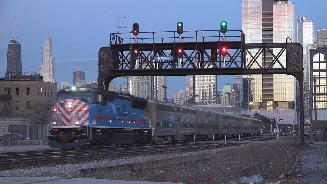 new-metra-sd70mach-s-at-cp-morgan-and-more-chicago-il-12-13-23-youtube