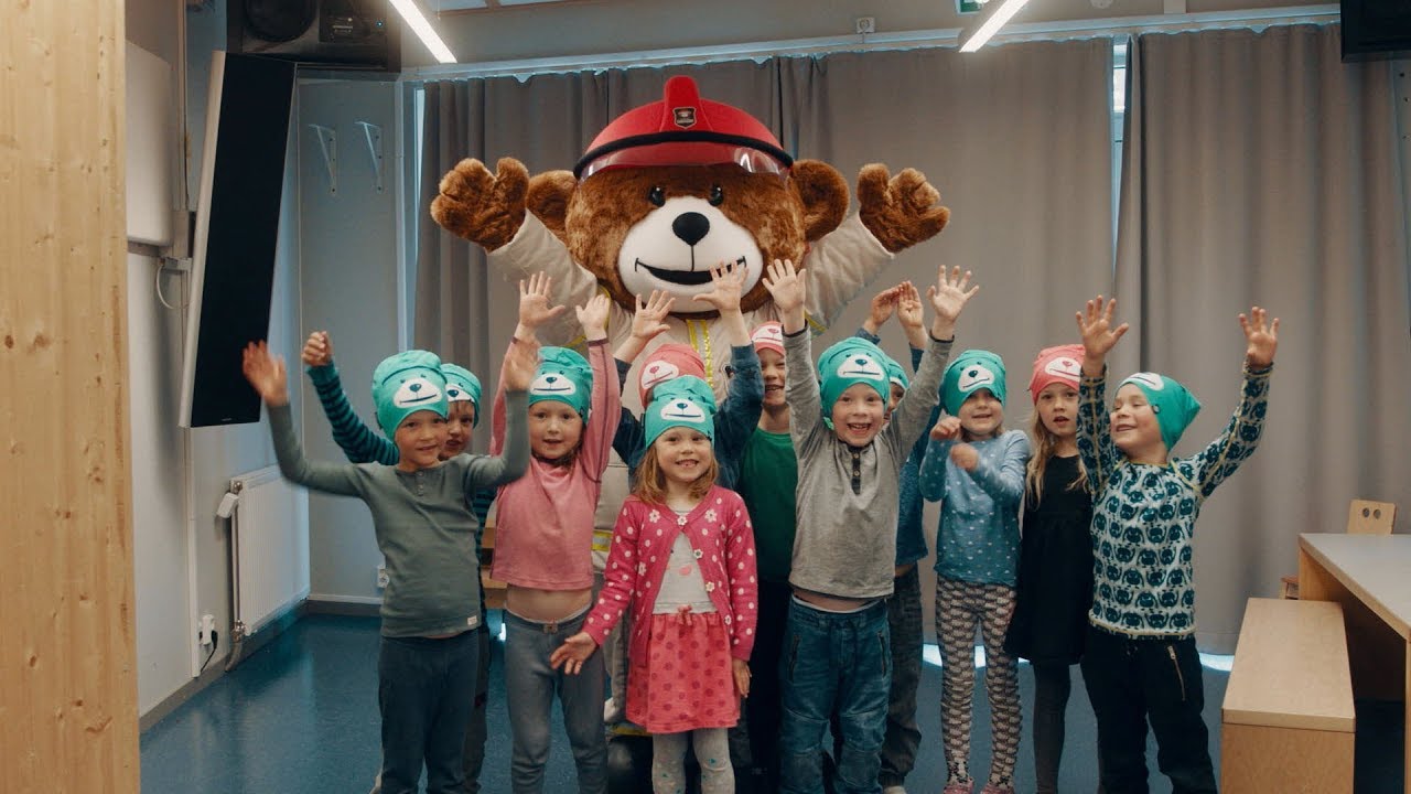 Brannvernopplæring med Bjørnis i barnehagen